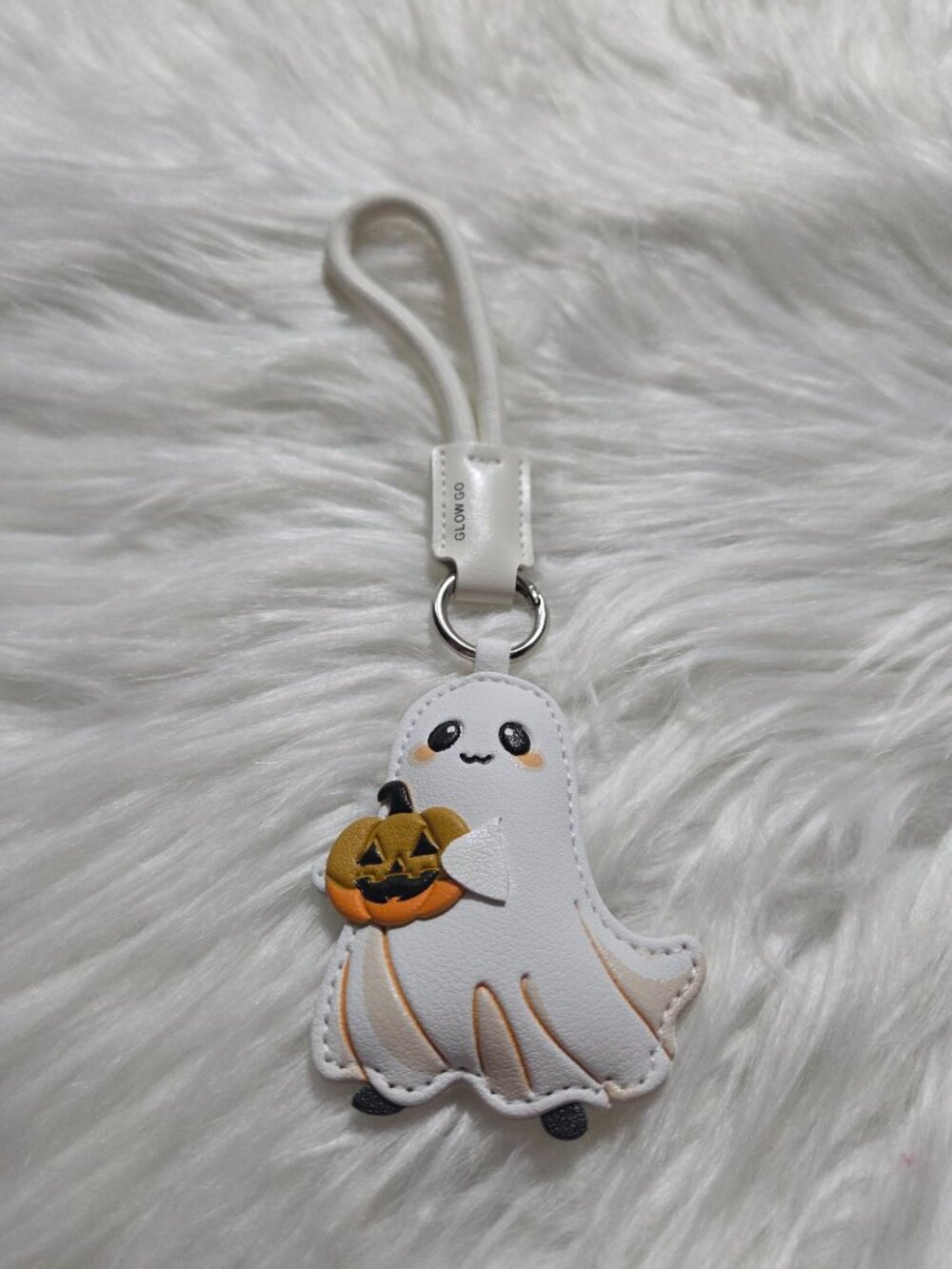Halloween Ghost Keychain - Picture 5 of 7
